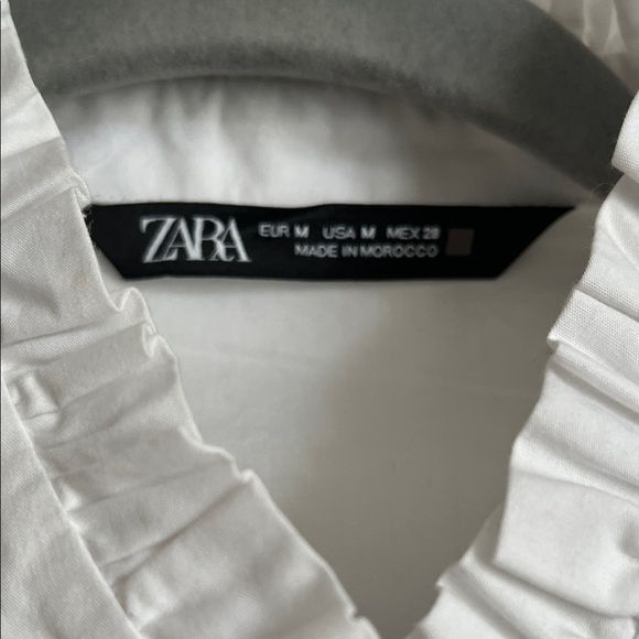 ZARA NWOT White Ruffled Cotton Button Blouse, Size M - Picture 2 of 8